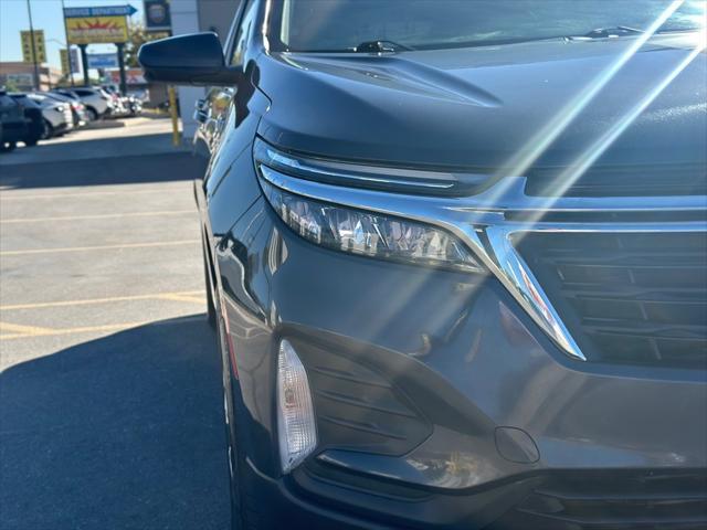 Photo of 2022 GRAY Chevrolet Equinox