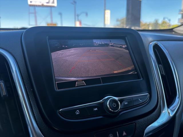 Photo of 2022 GRAY Chevrolet Equinox