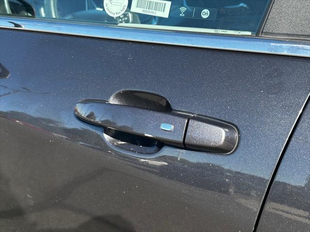Photo of 2022 GRAY Chevrolet Equinox