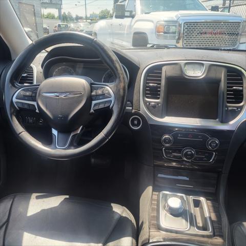 Photo of 2015 Gloss Black Chrysler 300