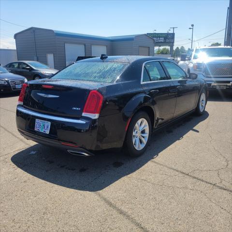 Photo of 2015 Gloss Black Chrysler 300