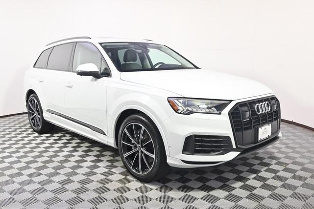 Photo of 2023 Glacier White Metallic Audi Q7