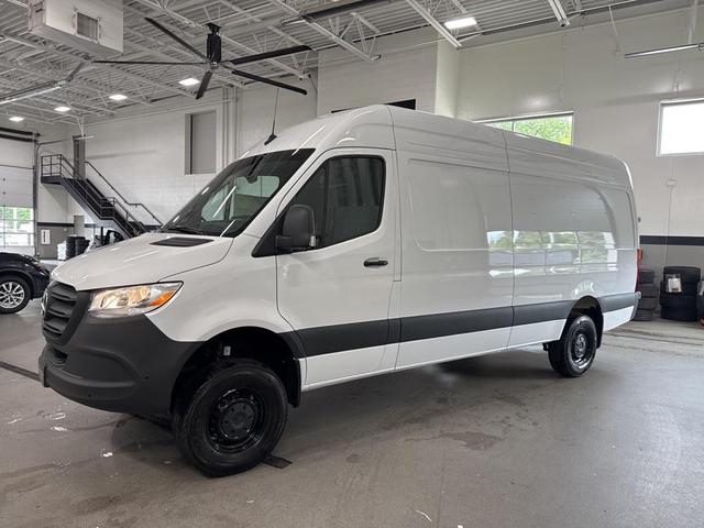 Photo of 2025 White Mercedes-Benz Sprinter 2500