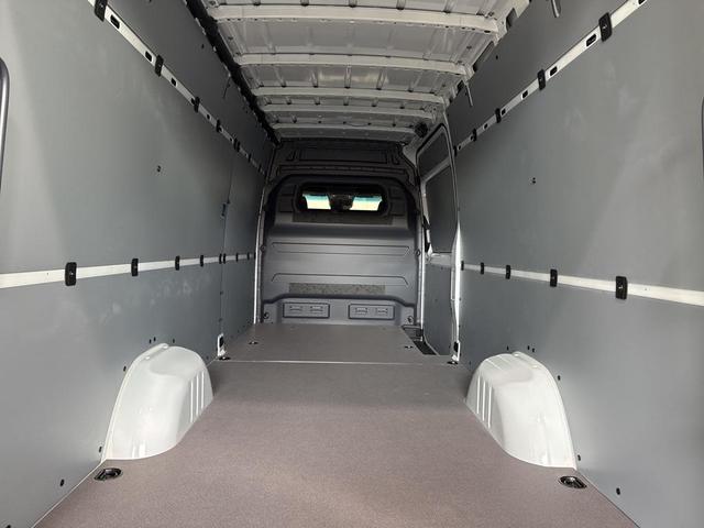 Photo of 2025 White Mercedes-Benz Sprinter 2500