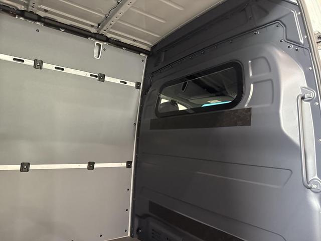 Photo of 2025 White Mercedes-Benz Sprinter 2500