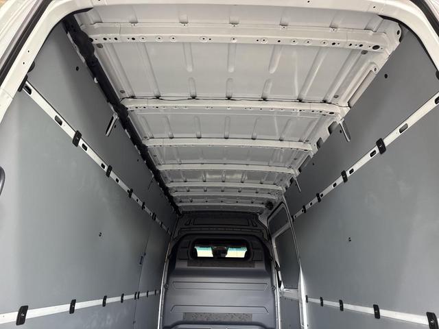 Photo of 2025 White Mercedes-Benz Sprinter 2500