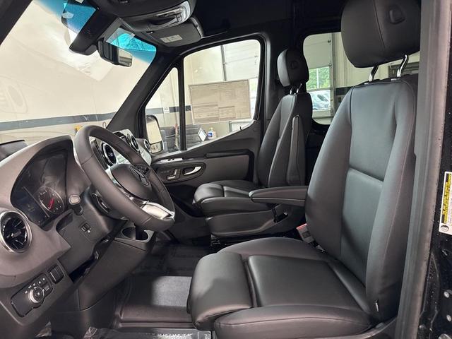 Photo of 2025 Black Mercedes-Benz Sprinter 2500
