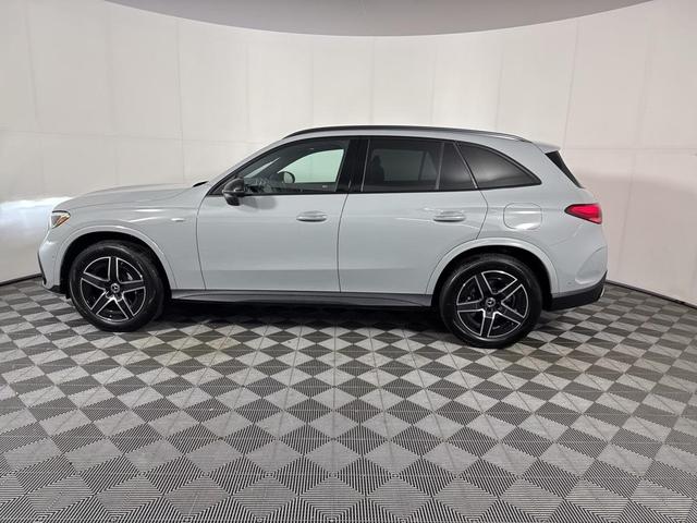 Photo of 2025 Silver Mercedes-Benz GLC 350e