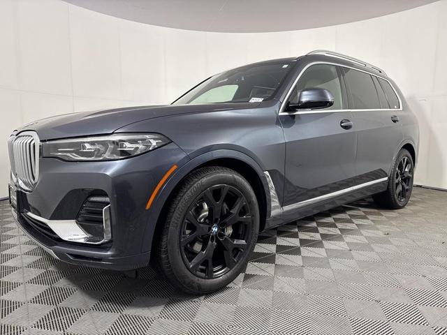 2022 BMW X7