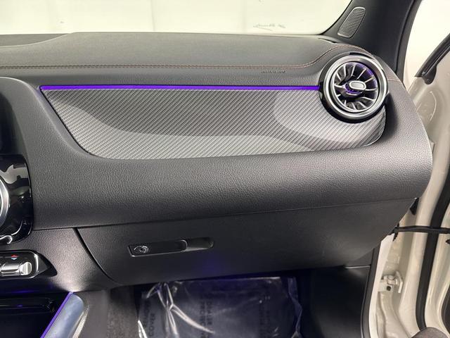 Photo of 2022 Polar White Mercedes-Benz GLA 250