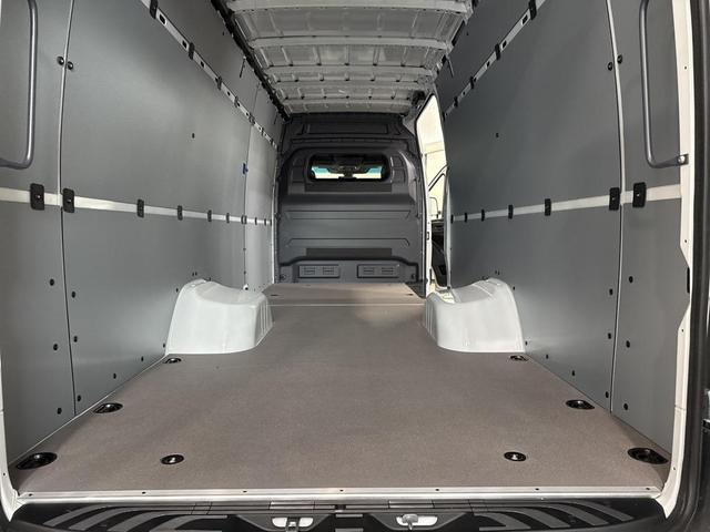 Photo of 2025 White Mercedes-Benz Sprinter 3500XD