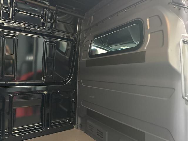 Photo of 2025 Black Mercedes-Benz Sprinter 3500XD