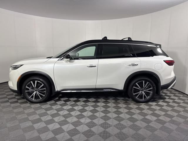 Photo of 2025 Mjst Whte INFINITI QX60