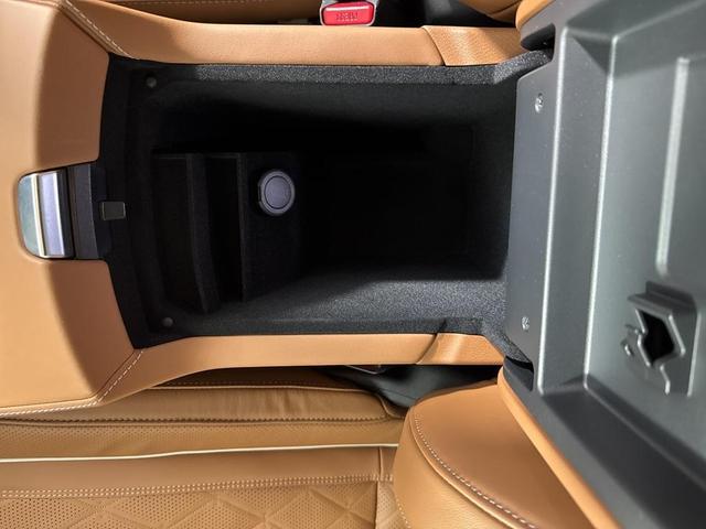 Photo of 2025 Mjst Whte INFINITI QX60