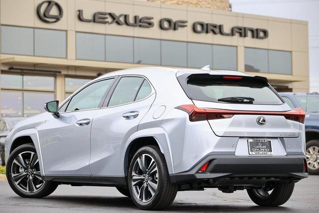 Photo of 2025 Iridium Lexus UX 300h