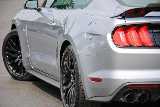 Photo of 2020 Iconic Silver Metallic Ford Mustang
