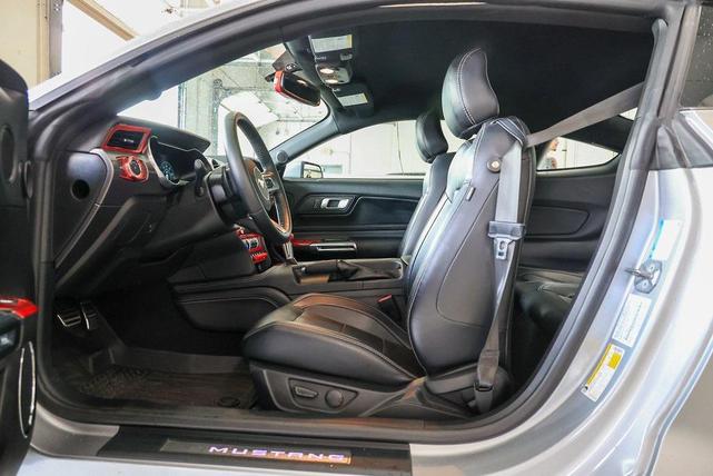 Photo of 2020 Iconic Silver Metallic Ford Mustang