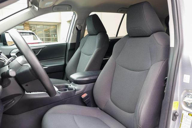 Photo of 2019 Lunar Rock Toyota RAV4