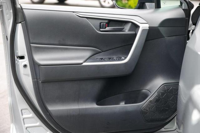 Photo of 2019 Lunar Rock Toyota RAV4