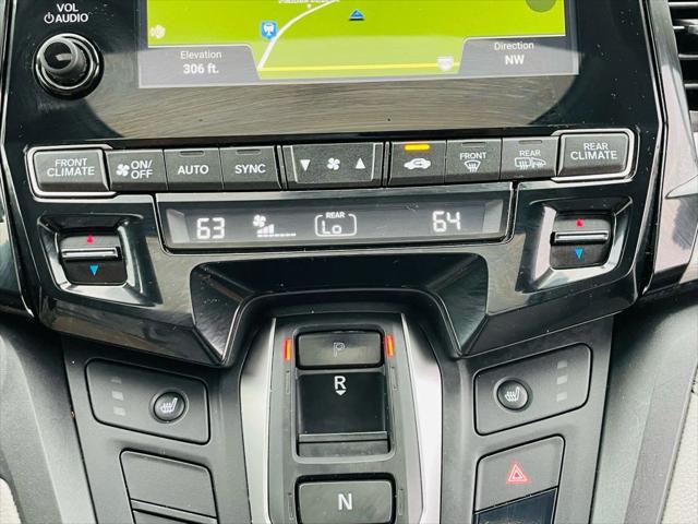 Photo of 2018 Crystal Black Pearl Honda Odyssey