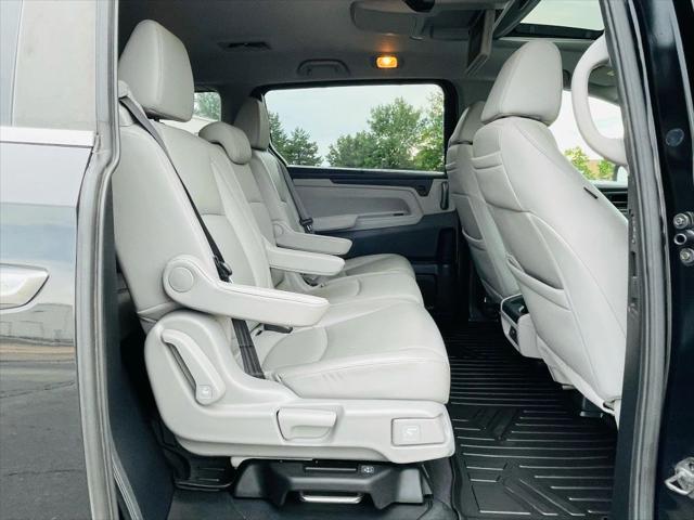 Photo of 2018 Crystal Black Pearl Honda Odyssey