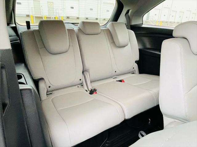 Photo of 2018 Crystal Black Pearl Honda Odyssey