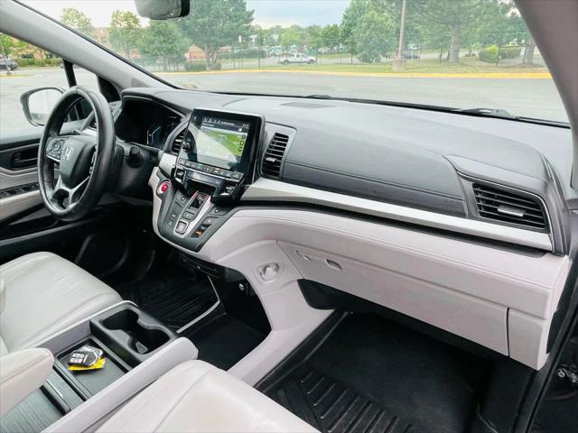 Photo of 2018 Crystal Black Pearl Honda Odyssey