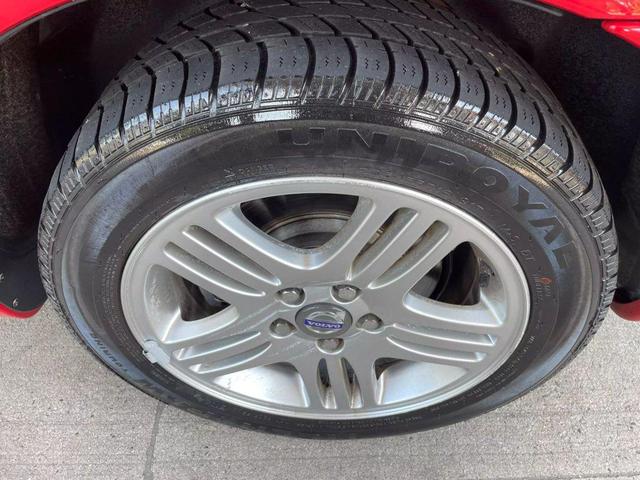 Photo of 2007 Passion Red Volvo S60