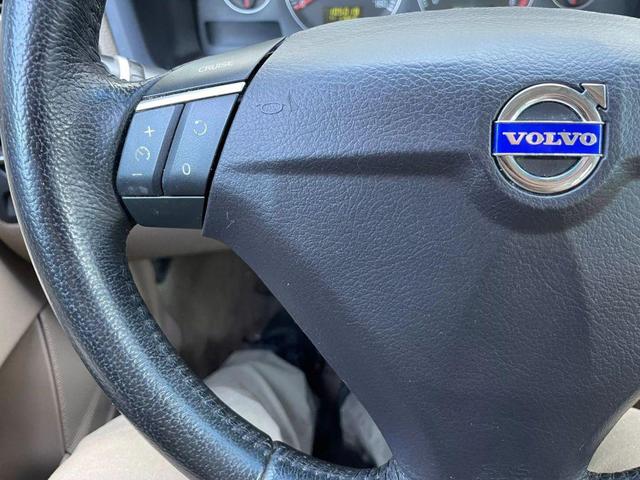 Photo of 2007 Passion Red Volvo S60