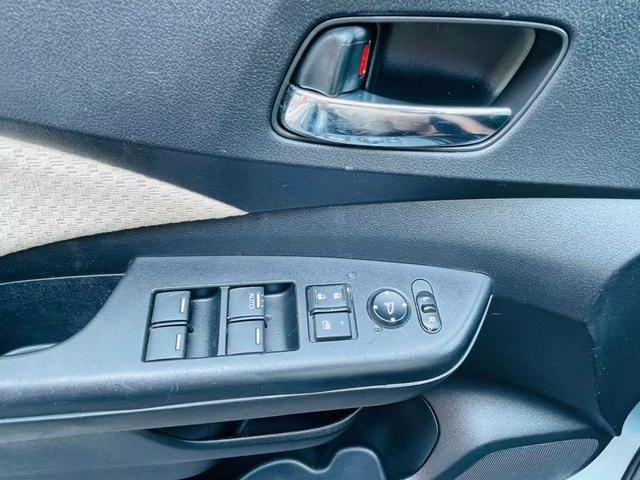 Photo of 2016 Obsidian Blue Pearl Honda CR-V