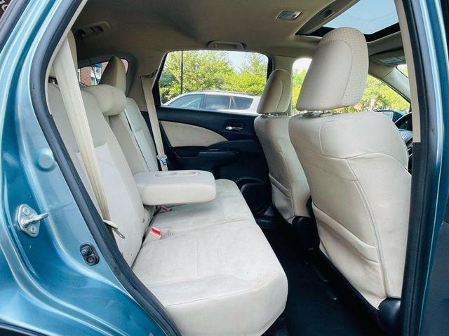 Photo of 2016 Obsidian Blue Pearl Honda CR-V