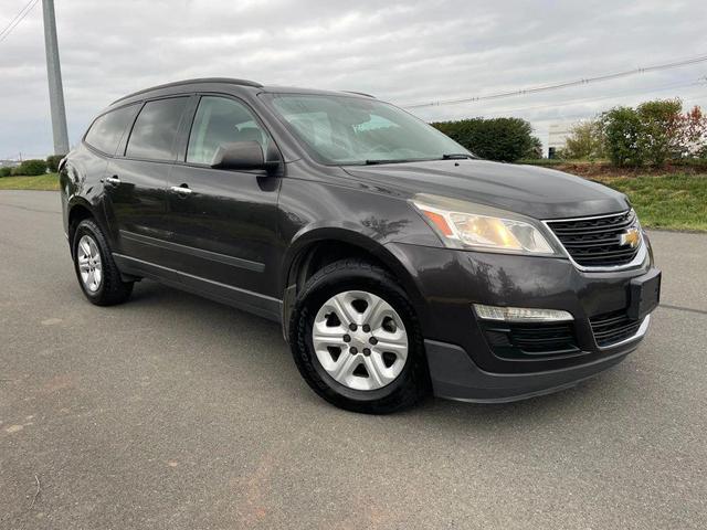Photo of 2013 Gray Chevrolet Traverse