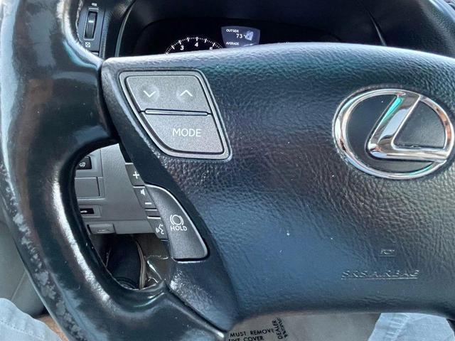 Photo of 2008 Mercury Metallic Lexus LS 460