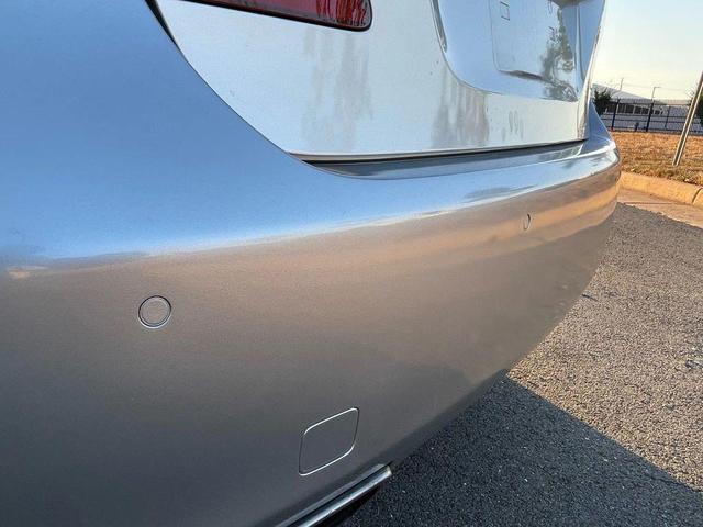 Photo of 2008 Mercury Metallic Lexus LS 460