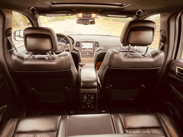 Photo of 2015 Bright White Clearcoat Jeep Grand Cherokee
