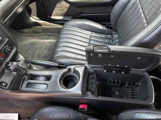 Photo of 2002 Light Pewter Metallic Chevrolet Camaro