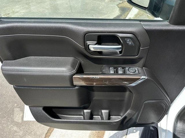 Photo of 2022 Summit White Chevrolet Silverado 2500