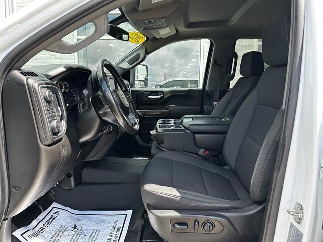 Photo of 2022 Summit White Chevrolet Silverado 2500