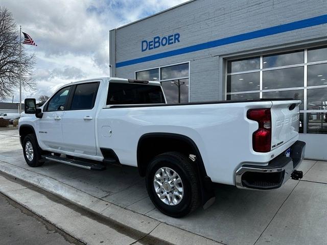 Photo of 2022 Summit White Chevrolet Silverado 2500