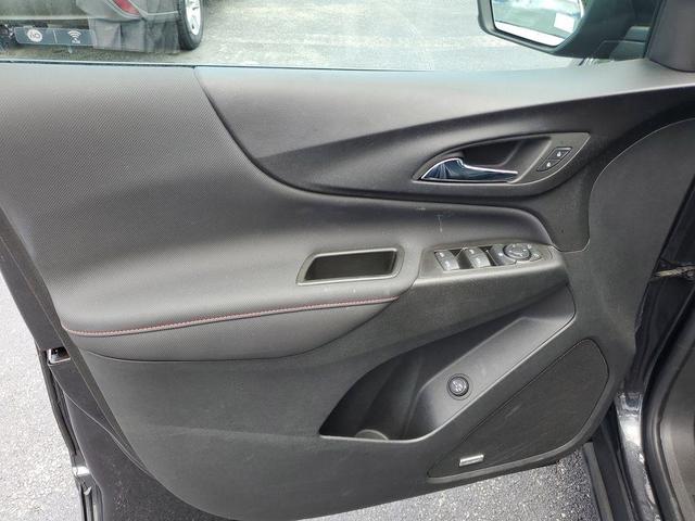Photo of 2022 Gray Chevrolet Equinox