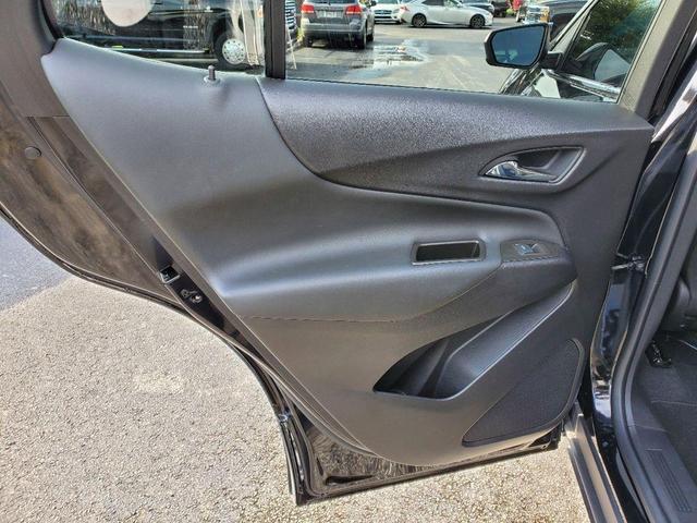 Photo of 2023 Mosaic Black Metallic Chevrolet Equinox