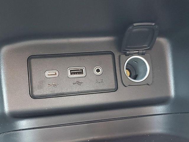 Photo of 2023 Mosaic Black Metallic Chevrolet Equinox