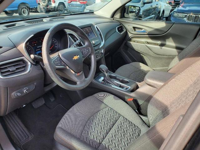 Photo of 2023 Mosaic Black Metallic Chevrolet Equinox