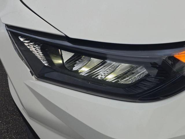 Photo of 2022 White Toyota RAV4
