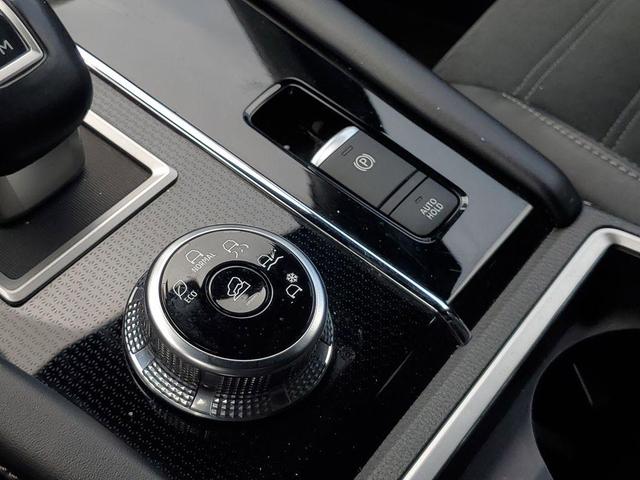 Photo of 2022 Gray Mitsubishi Outlander
