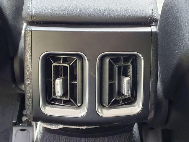 Photo of 2022 Everlasting Silver Kia Sorento