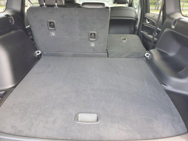 Photo of 2025 Bright White Clearcoat Jeep Grand Cherokee