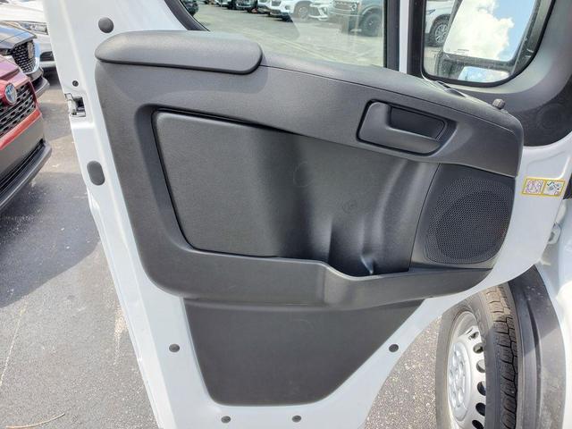 Photo of 2025 Bright White Clearcoat RAM ProMaster 2500