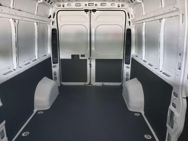Photo of 2025 Bright White Clearcoat RAM ProMaster 2500