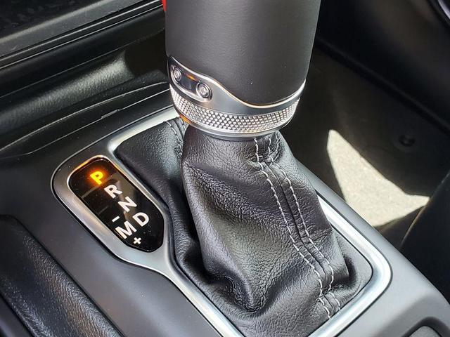 Photo of 2025 Granite Crystal Clearcoat Metallic Jeep Wrangler